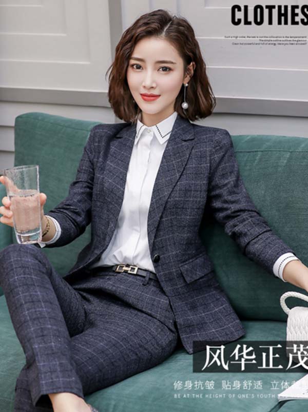 女職業裝